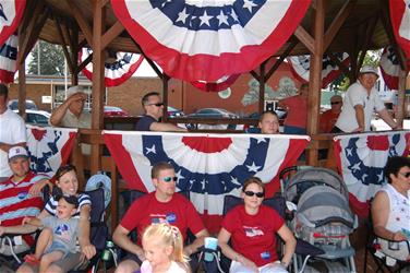 WaukeeCelebration 042_thumb.jpg